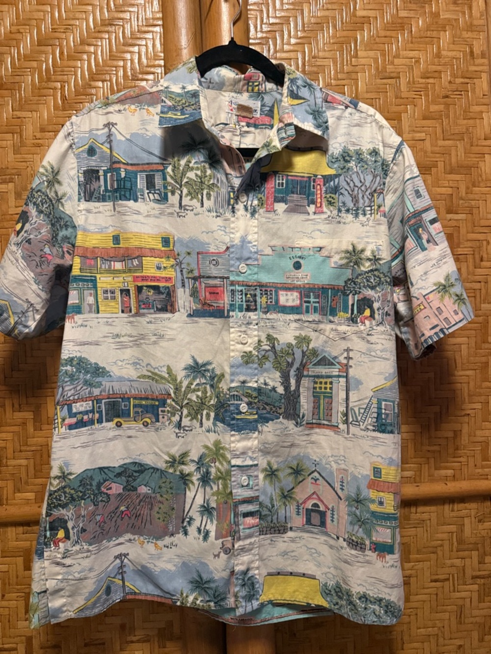 Vintage rare Haleiwa Waimea North Shore Hawaiian Short Sleeve Shirt medium